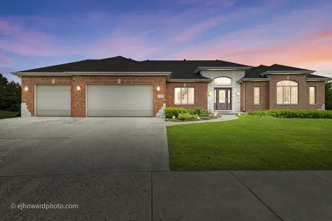 12891 Mayfair Dr, Lemont, IL 60439