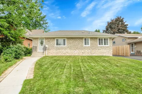 209 E Blair St, West Chicago, IL 60185