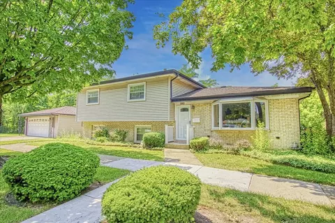 4034 Denley Ave, Schiller Park, IL 60176