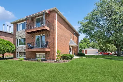 801 Barnsdale Rd, La Grange Park, IL 60526