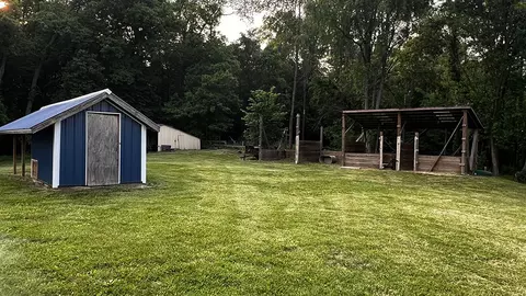 Exterior - 15501 Bishop Rd, Morrison, IL 61270 photo 18 of 23