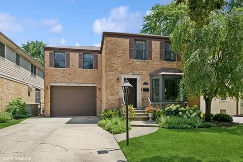 113 S I Oka Ave, Mount Prospect, IL 60056