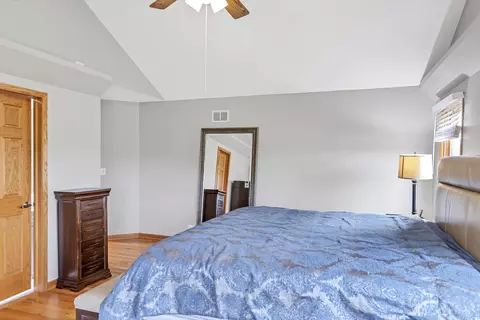840 Kylemore Dr, Des Plaines, IL 60016 photo 30