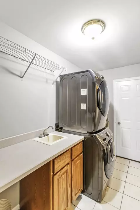 840 Kylemore Dr, Des Plaines, IL 60016 photo 28