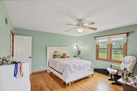 840 Kylemore Dr, Des Plaines, IL 60016 photo 35