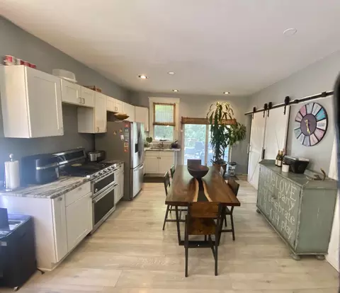 10134 S Charles St, Chicago, IL 60643 photo 14