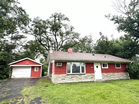 1320 S Wayside Dr, Villa Park, IL 60181