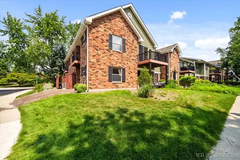 1340 Mcdowell Rd #101, Naperville, IL 60563