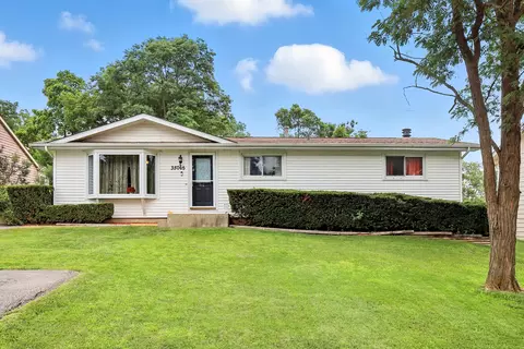 35065 N Hilldale Dr, Ingleside, IL 60041