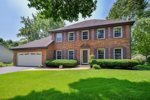 516 Cassin Rd, Naperville, IL 60565