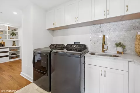 Other - 180 E Pearson St #4606, Chicago, IL 60611 photo 3 of 10
