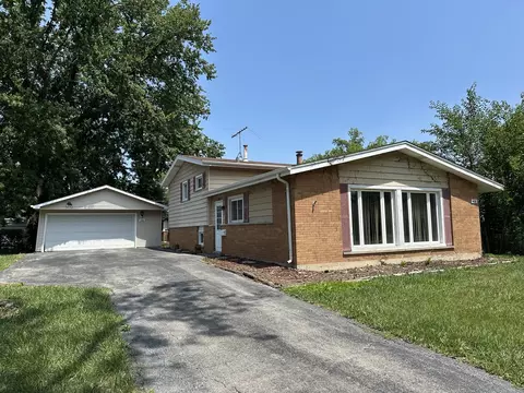 408 Seward St, Park Forest, IL 60466