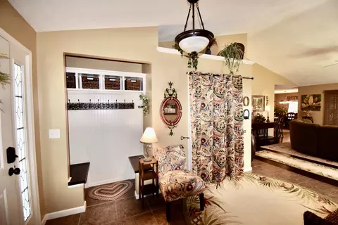 Entry Way - 2402 Treeline Dr, Bloomington, IL 61704 photo 2 of 3
