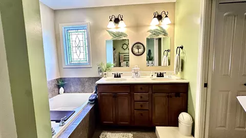 Bath - 2402 Treeline Dr, Bloomington, IL 61704 photo 1 of 3