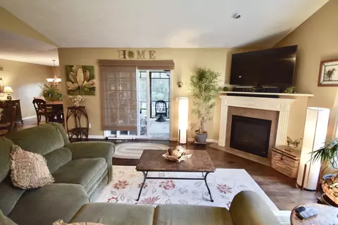 Living - 2402 Treeline Dr, Bloomington, IL 61704 photo 3 of 3