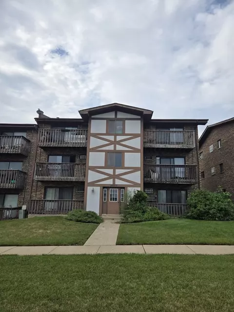 3660 W 119th St #201, Alsip, IL 60803