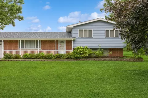 6112 Elm St, Union, IL 60180
