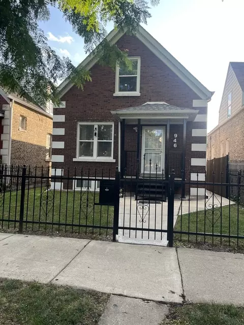 Undisclosed, Chicago, IL 60651