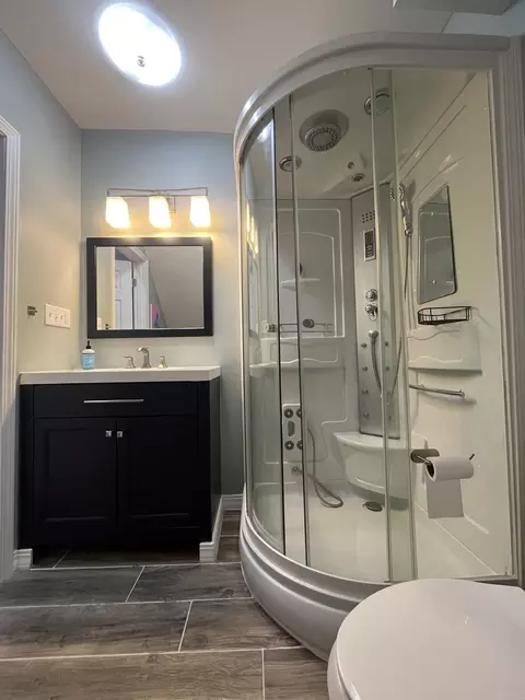 Bath - Undisclosed, Chicago, IL 60651 photo 3 of 5