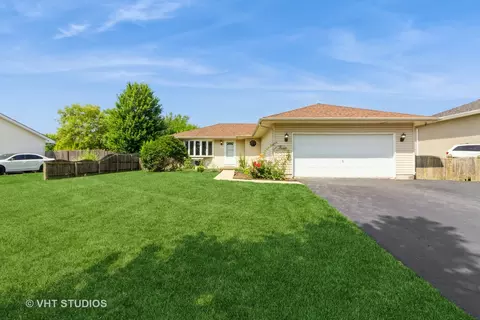 1319 Benham Dr, Joliet, IL 60431