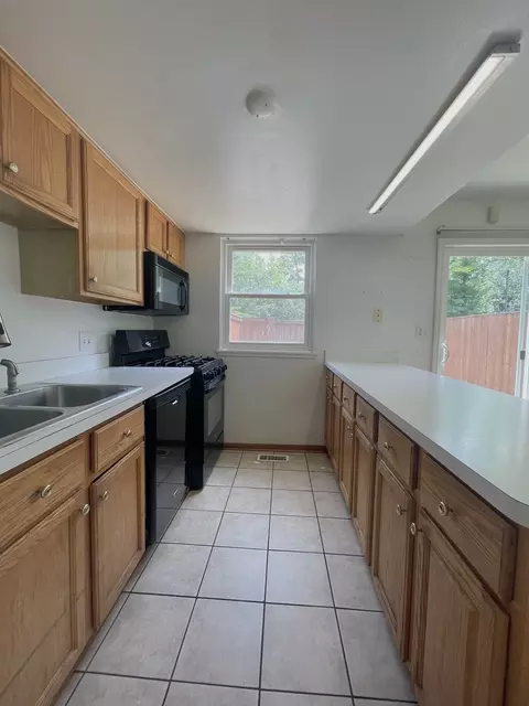 1766 Hassell Rd, Hoffman Estates, IL 60169 photo 8