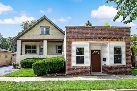 210 E 47th St, La Grange, IL 60525