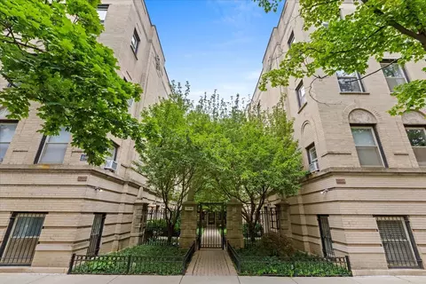 2726 N Pine Grove Ave #3N, Chicago, IL 60614