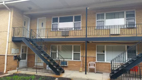 4303 S Harlem Ave #6, Stickney, IL 60402