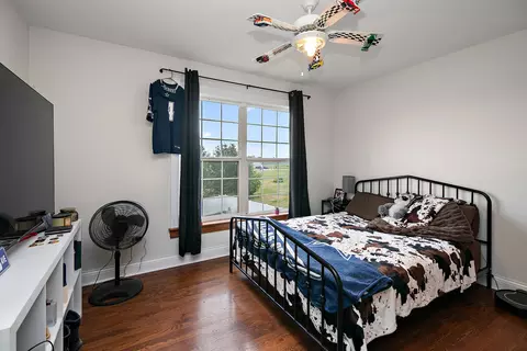 Bedroom - 2002 Sandstone Trl, Kankakee, IL 60901 photo 2 of 4