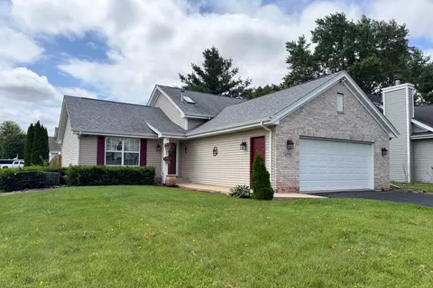 4773 Terrang Trl, Machesney Park, IL 61115