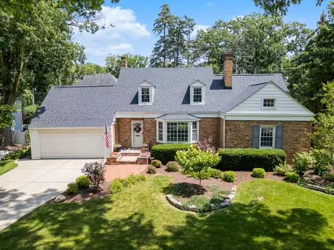 3937 Ellington Ave, Western Springs, IL 60558