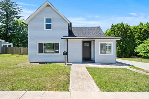 219 S Washington St, Lockport, IL 60441