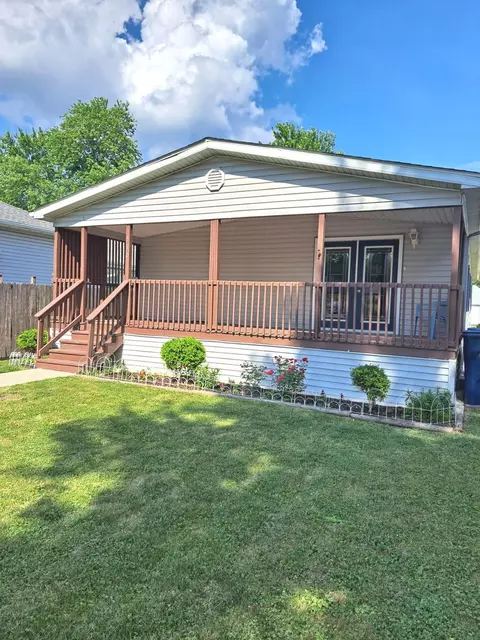 510 Center St, Mazon, IL 60444