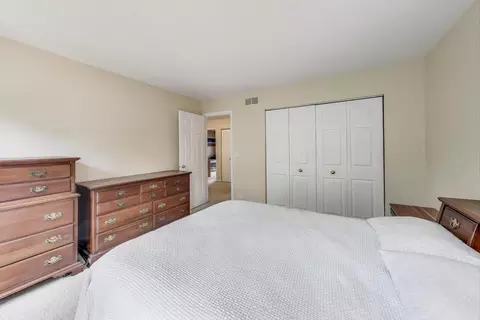 Bedroom - 1113 Deep Woods Dr, Elgin, IL 60120 photo 7 of 9