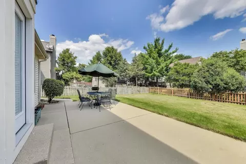 Exterior - 1113 Deep Woods Dr, Elgin, IL 60120 photo 5 of 9