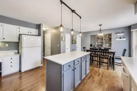 Kitchen - 1113 Deep Woods Dr, Elgin, IL 60120 photo 3 of 3