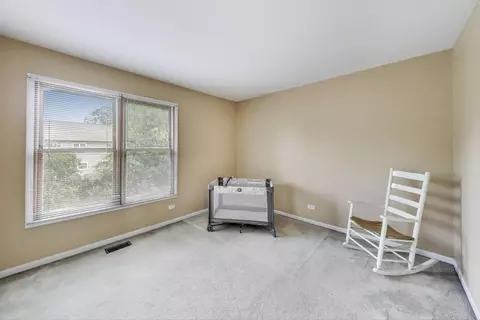 Bedroom - 1113 Deep Woods Dr, Elgin, IL 60120 photo 8 of 9