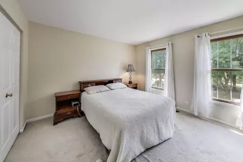 Bedroom - 1113 Deep Woods Dr, Elgin, IL 60120 photo 6 of 9