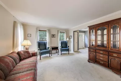 Living - 1113 Deep Woods Dr, Elgin, IL 60120 photo 2 of 3