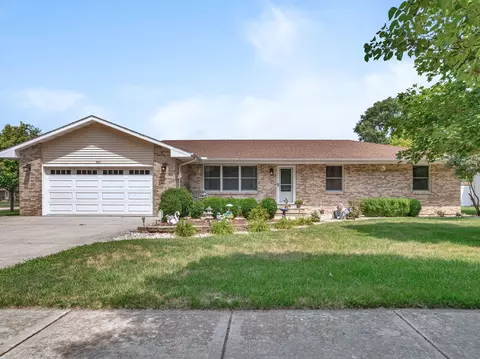 Exterior - 330 E Janet Dr, Braidwood, IL 60408 photo 2 of 7