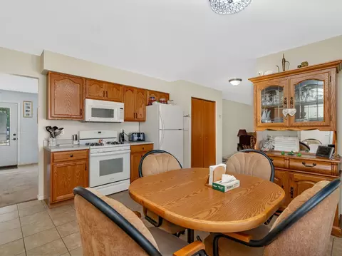 Kitchen - 330 E Janet Dr, Braidwood, IL 60408 photo 1 of 4
