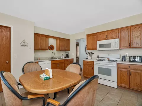 Kitchen - 330 E Janet Dr, Braidwood, IL 60408 photo 2 of 4