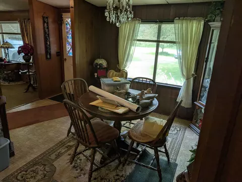 575 Meadow Ln, Dixon, IL 61021 photo 17