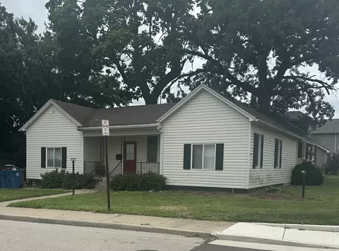 2302 4th St, Peru, IL 61354 photo 1