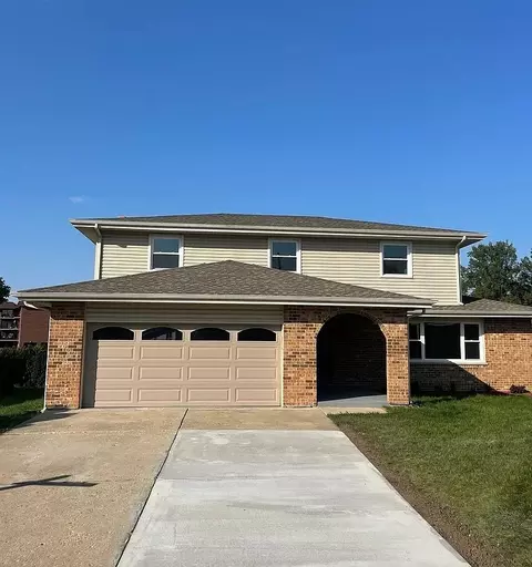 1028 Aspen Ct, Lake Zurich, IL 60047