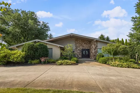 8340 W 145th Pl, Orland Park, IL 60462