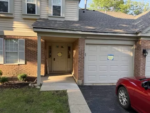 1306 Pennwood Ct #D1, Schaumburg, IL 60193