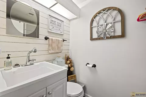 Other - 1190 Singleton Dr, Roselle, IL 60172 photo 12 of 19
