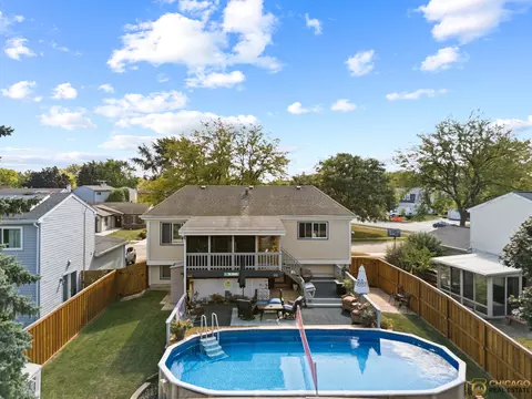 Other - 1190 Singleton Dr, Roselle, IL 60172 photo 14 of 19