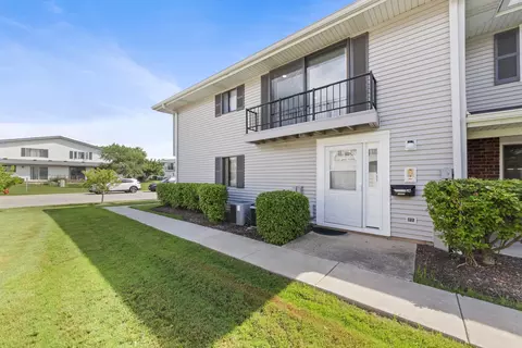 1021 Perth Dr #0, Schaumburg, IL 60194